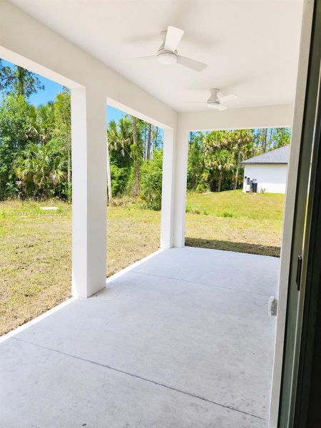 Exterior details and patio area of a home in , Lehigh Acres (Image 4).