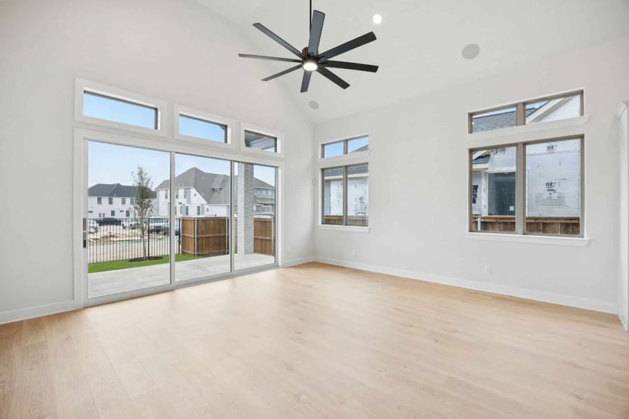 Spacious, unfurnished interior of a new home in The Grove Frisco, Frisco (Image 21).