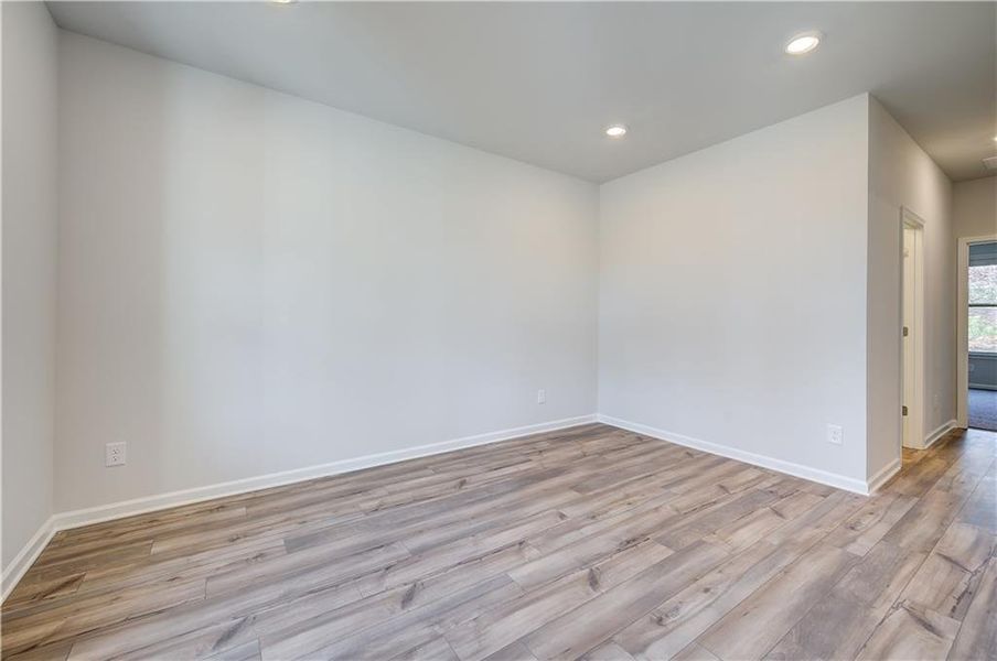 Spacious, unfurnished interior of a new home in Trinity Park, McDonough (Image 21).