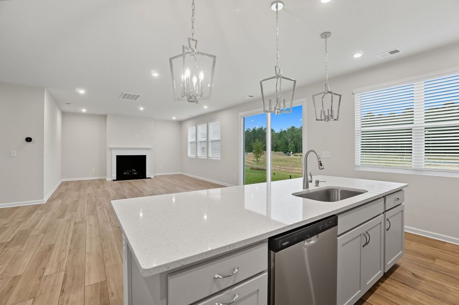 Photo representation of the Sequoia plan. Colors, finishes and options will vary.