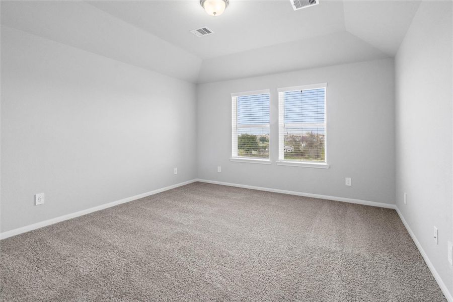 Spacious, unfurnished interior of a new home in Montgomery Ridge, Montgomery (Image 24).
