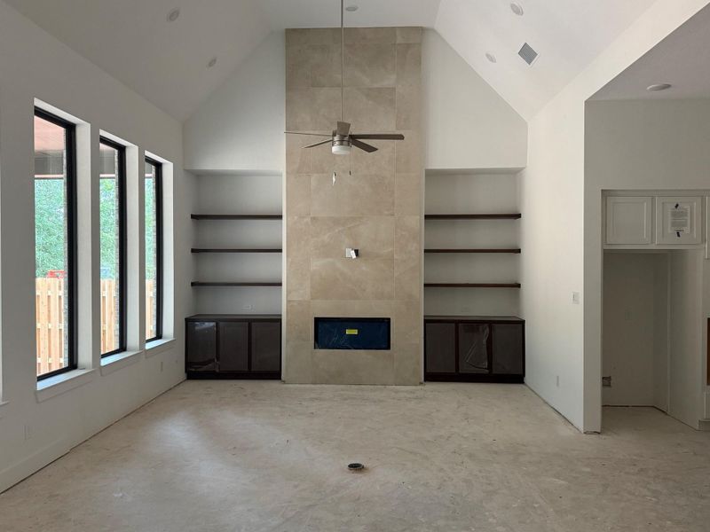 Spacious, unfurnished interior of a new home in COLTON: 60ft. lots, Magnolia (Image 9). Spacious, unfurnished interior of a new home in COLTON: 60ft. lots, Magnolia (Image 9).