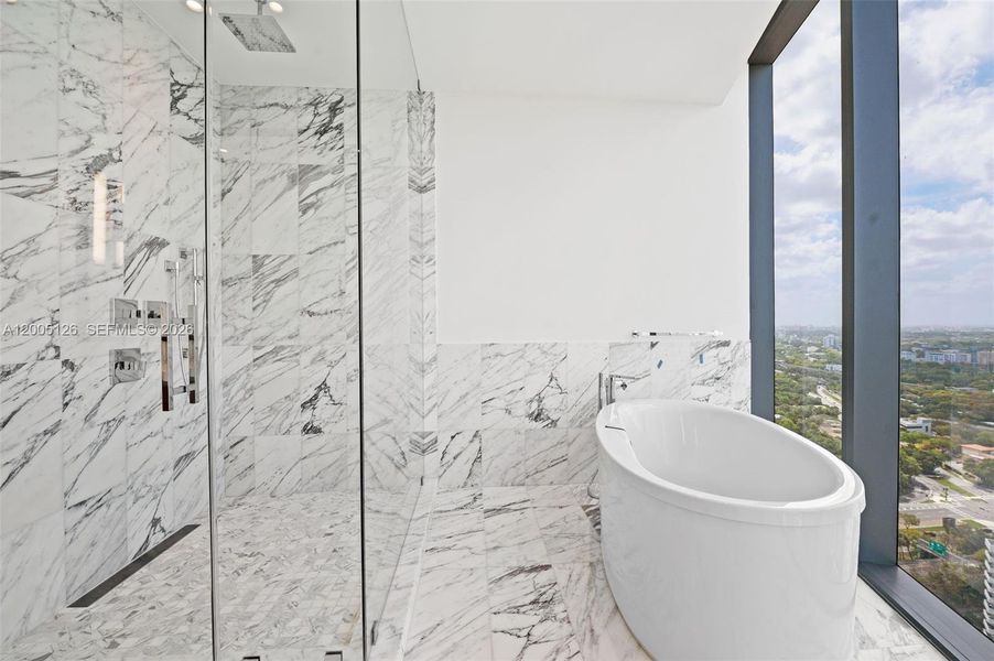 Image 34 of a home in .