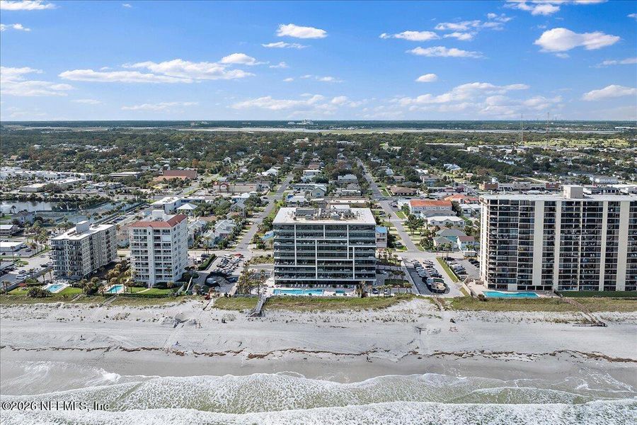 Condo located in Jacksonville Beach, FL showcasing its design and architecture (Image 5). Condo located in Jacksonville Beach, FL showcasing its design and architecture (Image 5).