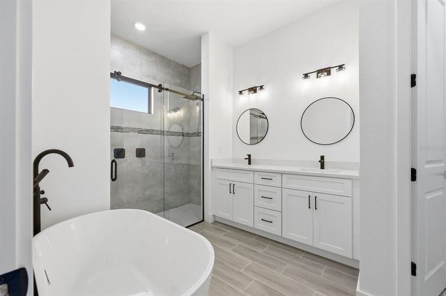 Furnished interior view inside a new home in , Ocala (Image 12).