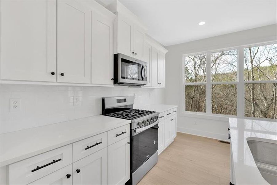 Furnished interior view inside a new home in , Cartersville (Image 6).