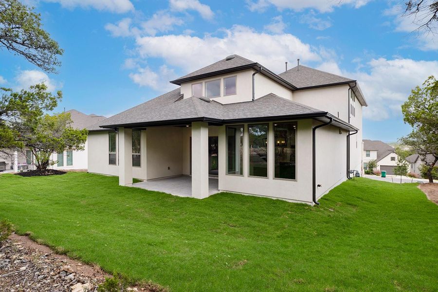 Exterior details and patio area of a home in The Hollows Canyon - 60', Lago Vista (Image 22).