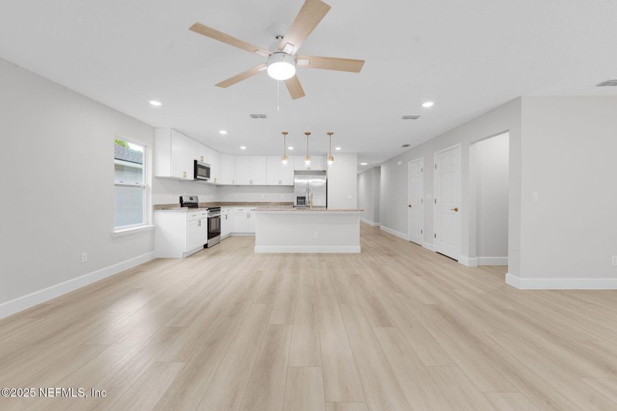 Spacious, unfurnished interior of a new home in , Jacksonville (Image 14). Spacious, unfurnished interior of a new home in , Jacksonville (Image 14).
