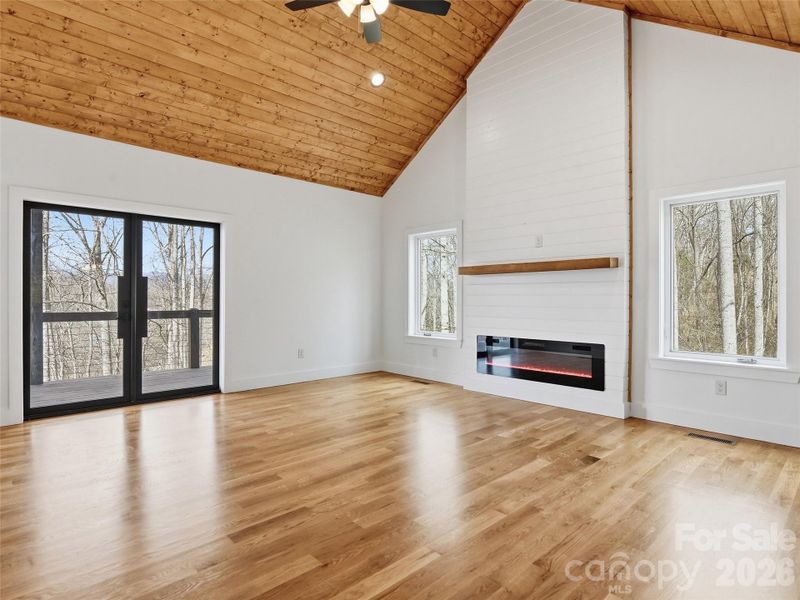 Spacious, unfurnished interior of a new home in , Clyde (Image 27).