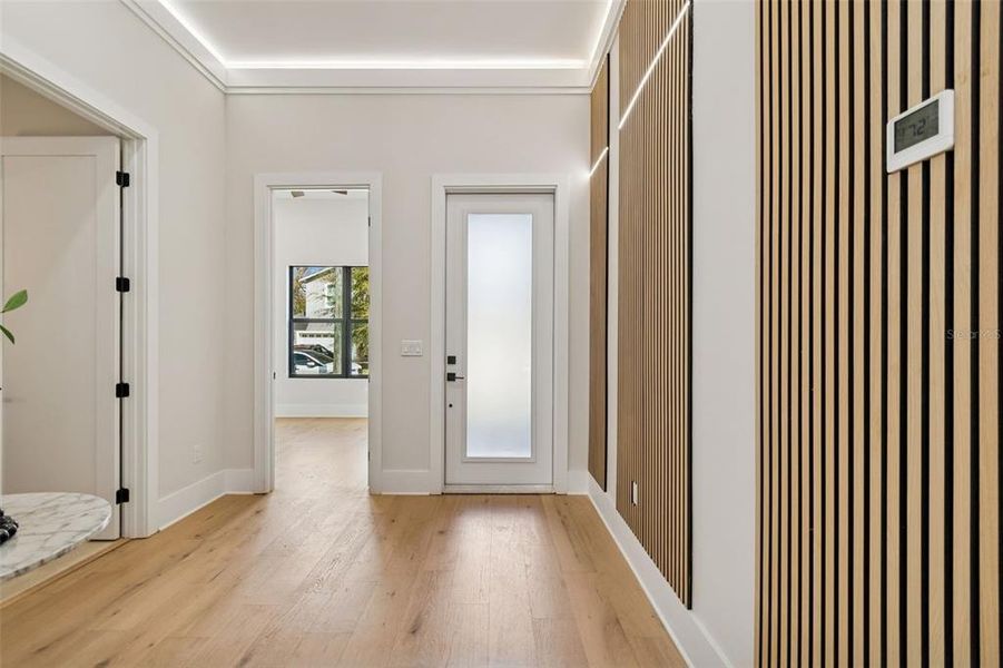 Spacious, unfurnished interior of a new home in , Tampa (Image 20).