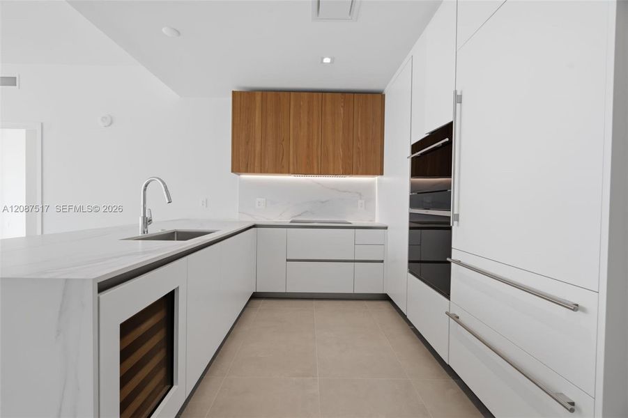 Furnished interior view inside a new home in , Miami (Image 43).