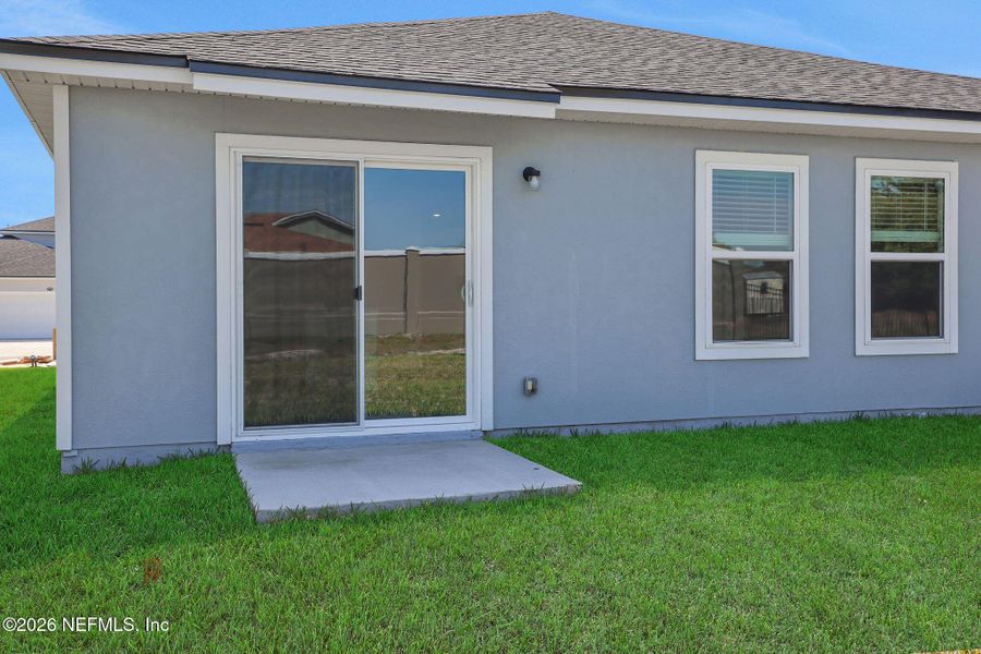 Exterior details and patio area of a home in Diamond Springs, Jacksonville (Image 22).
