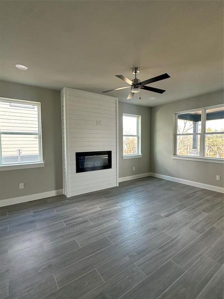 Spacious, unfurnished interior of a new home in , Dallas (Image 10).