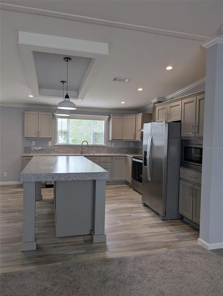 Spacious, unfurnished interior of a new home in , Hudson (Image 17).