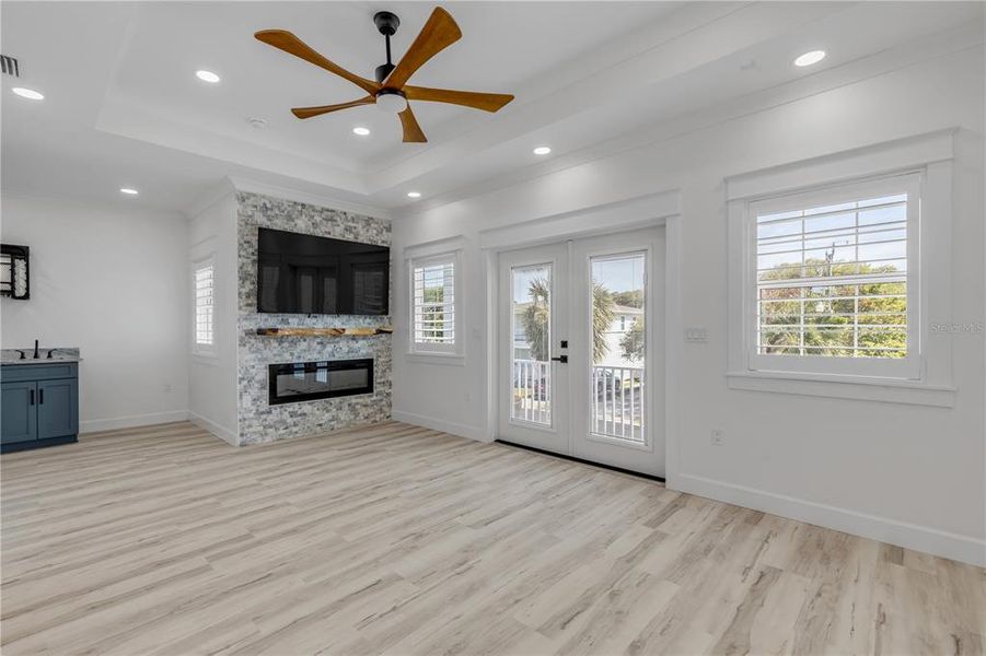 Spacious, unfurnished interior of a new home in , New Smyrna Beach (Image 89).