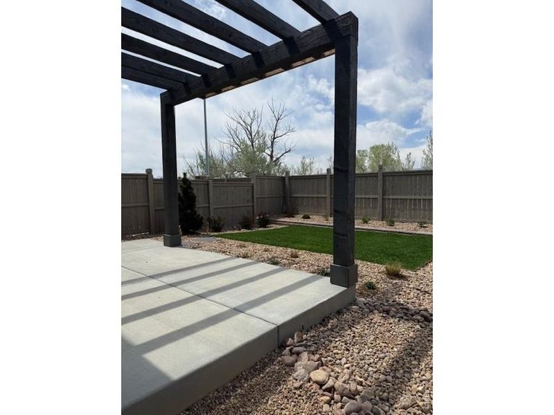 Community amenities in West Grange, Longmont (Image 18).