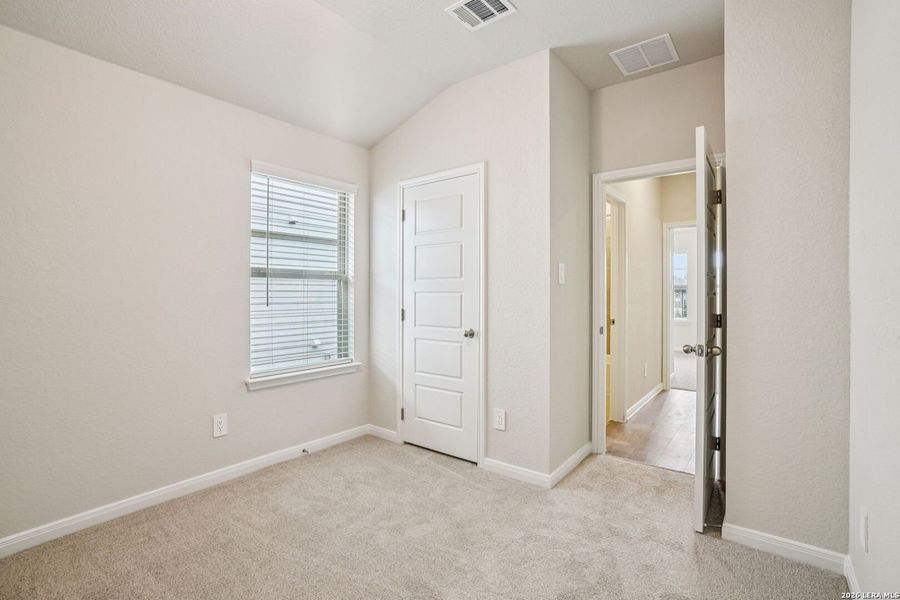 Spacious, unfurnished interior of a new home in Legendary Trails - Premier Series, Cibolo (Image 13).