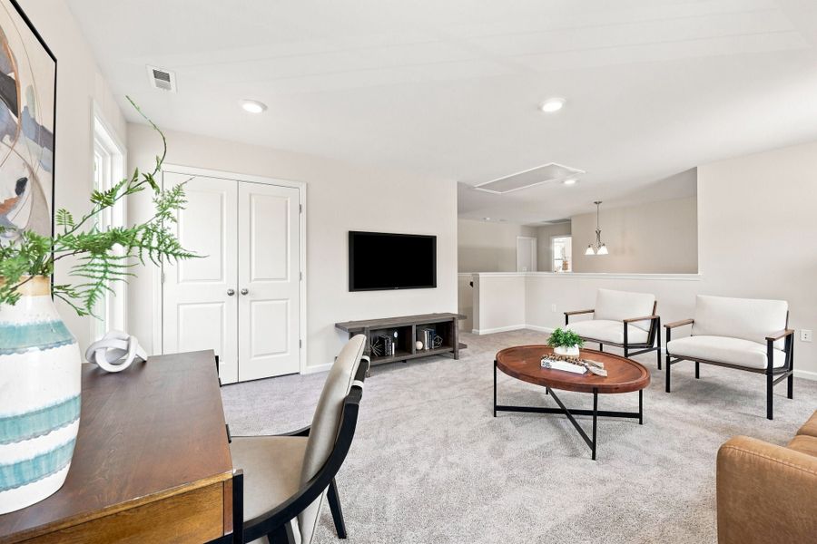 Representative furnished interior of a home built from the The Concerto by Chesapeake Homes in Highgate, Clayton (Image 31).
