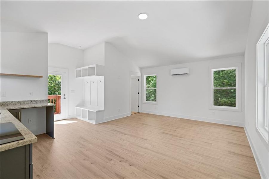 Spacious, unfurnished interior of a new home in , Atlanta (Image 51).