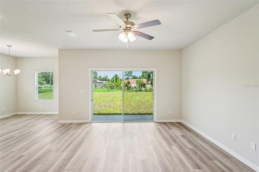 Spacious, unfurnished interior of a new home in , Palm Coast (Image 33).