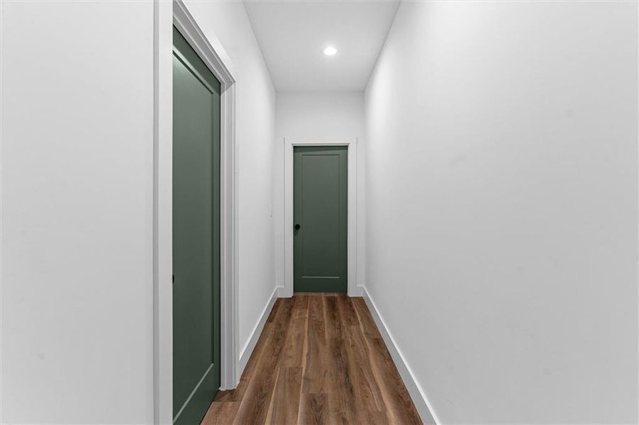 Spacious, unfurnished interior of a new home in , Atlanta (Image 25).