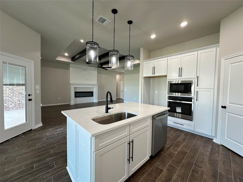 Furnished interior view inside a new home in , Lorena (Image 12).