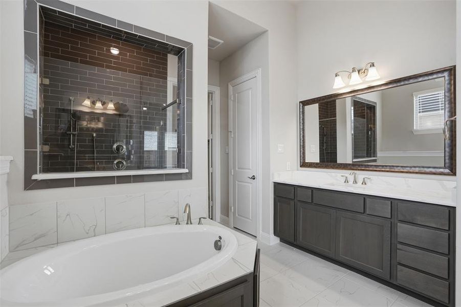 Furnished interior view inside a new home in , Wylie (Image 13).