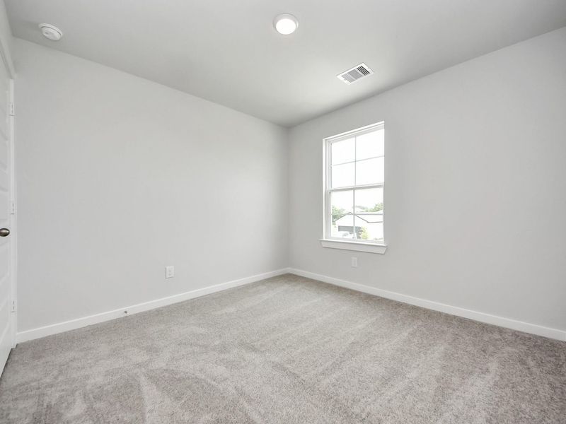 Spacious, unfurnished interior of a new home in The Villages at WestPointe, Dayton (Image 32).