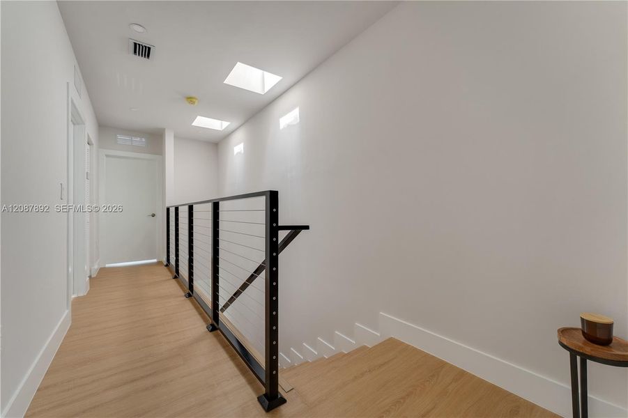 Spacious, unfurnished interior of a new home in , Miami (Image 22).