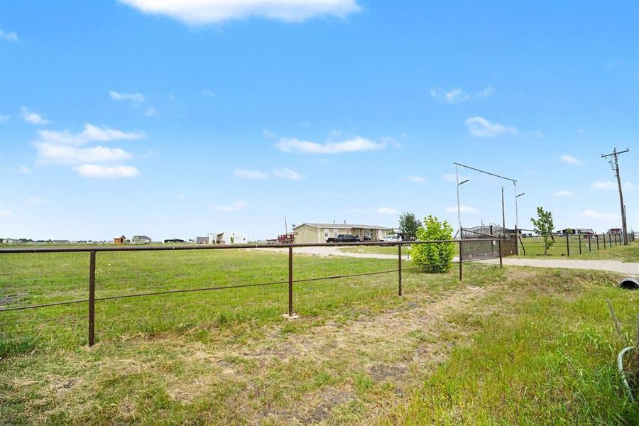 Community amenities in , Kaufman (Image 26).