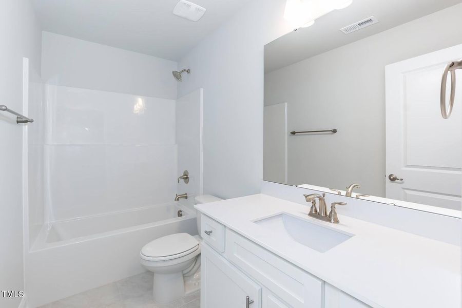 Bathroom 03 Bathroom 03