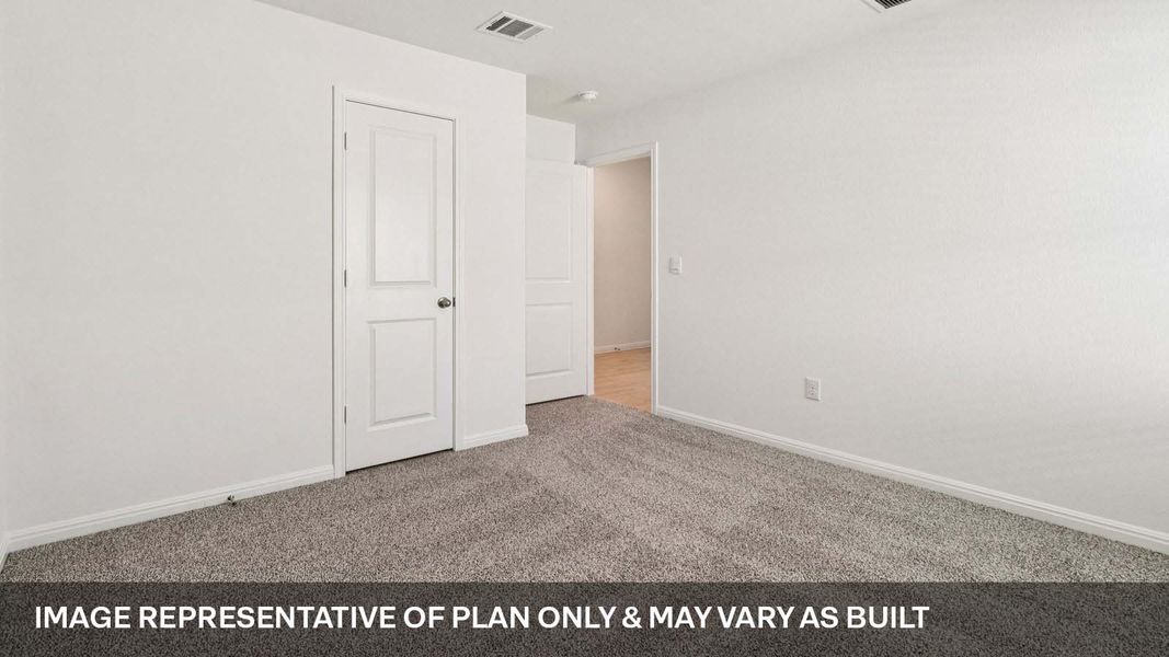 Representative unfurnished interior of a home built from the The Irvine by D.R. Horton in Carillon, Manor (Image 21).