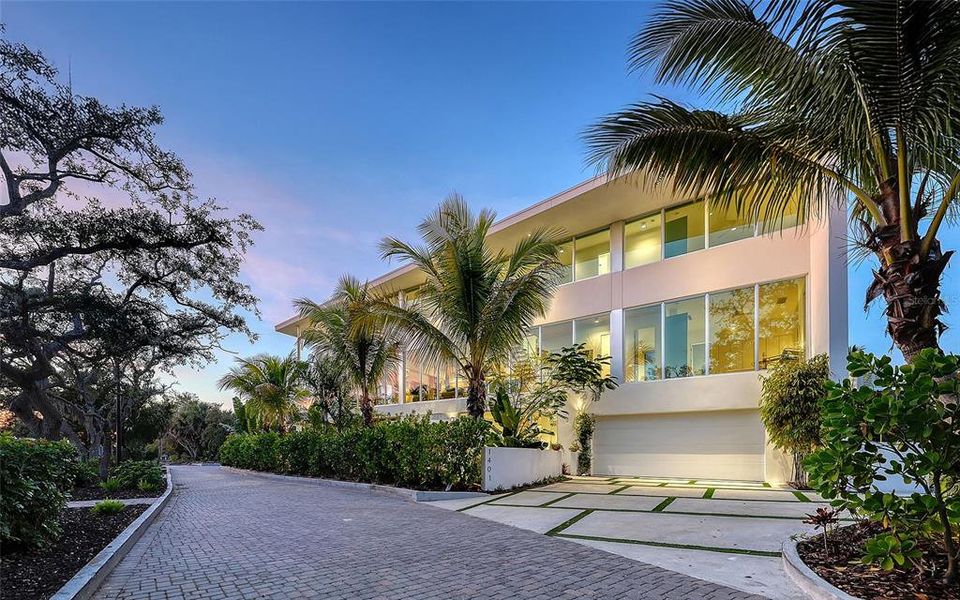 Image 58 of a home in .