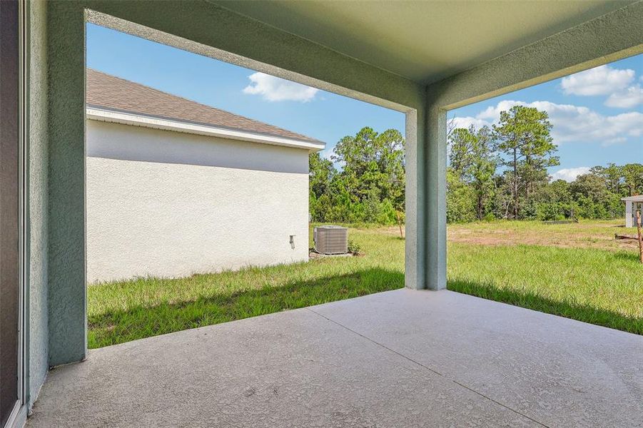 Exterior details and patio area of a home in Brack Ranch, St. Cloud (Image 22).