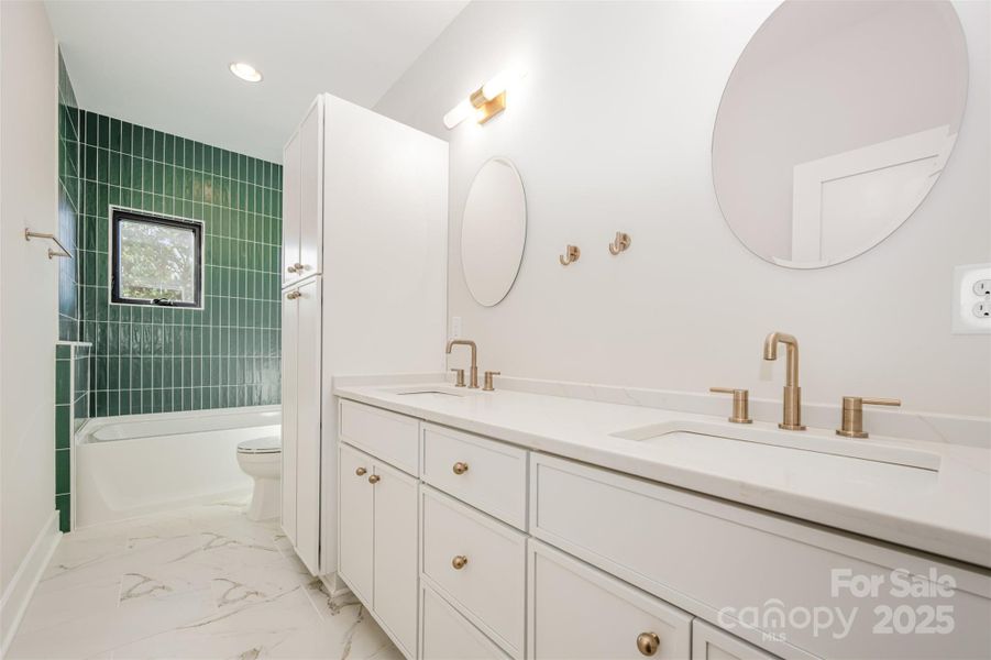 Furnished interior view inside a new home in , Charlotte (Image 10).