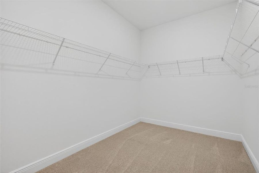 Spacious, unfurnished interior of a new home in Reserve at Hammock Oaks, Lady Lake (Image 19). Spacious, unfurnished interior of a new home in Reserve at Hammock Oaks, Lady Lake (Image 19).