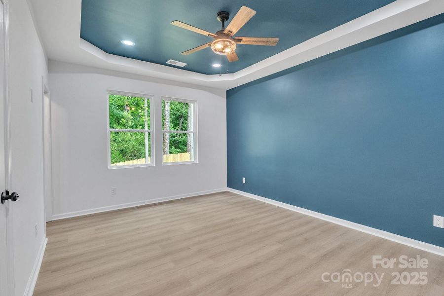 Spacious, unfurnished interior of a new home in , Cherryville (Image 34).