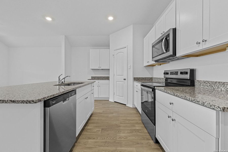 Furnished interior view inside a new home in Arroyo Ranch, Seguin (Image 11). Furnished interior view inside a new home in Arroyo Ranch, Seguin (Image 11).