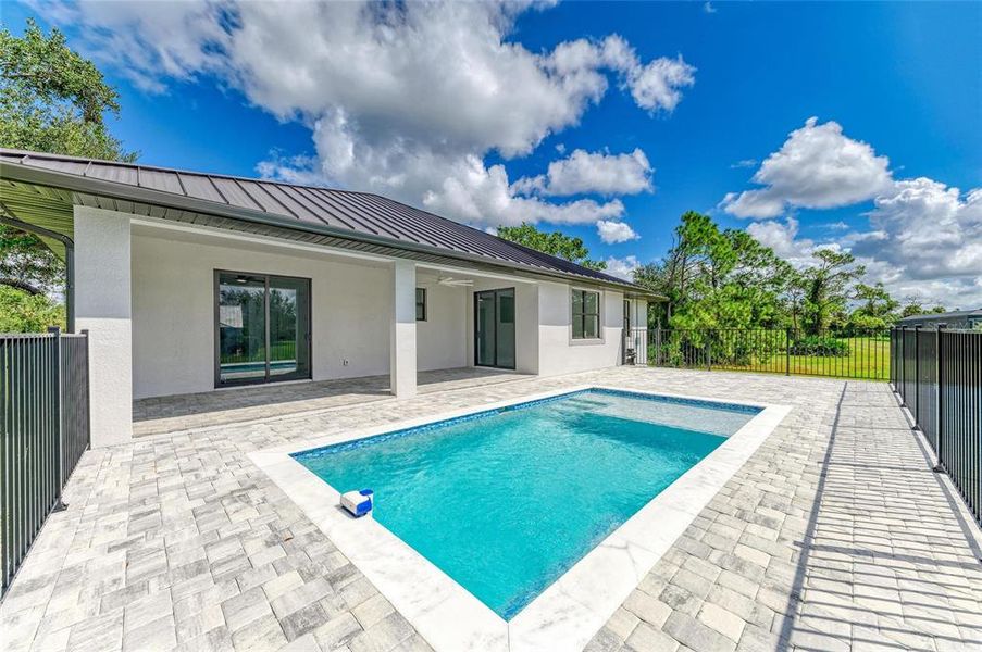 Exterior details and patio area of a home in , Punta Gorda (Image 4).