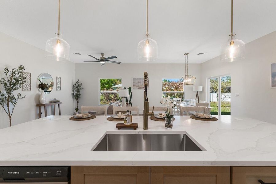 9055-103rd-Ave-HigMedia-019-1280