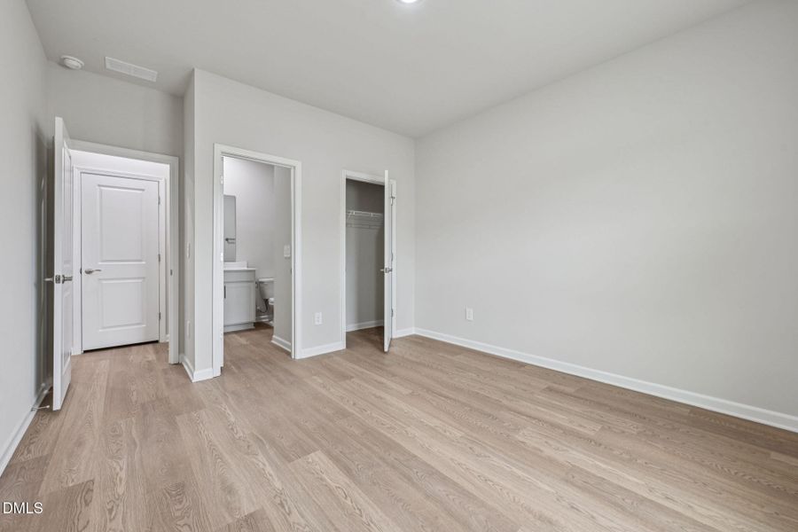 6-web-or-mls-Raleigh - River Glen - 719