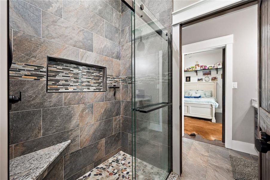 Furnished interior view inside a new home in , Lakeland (Image 44).