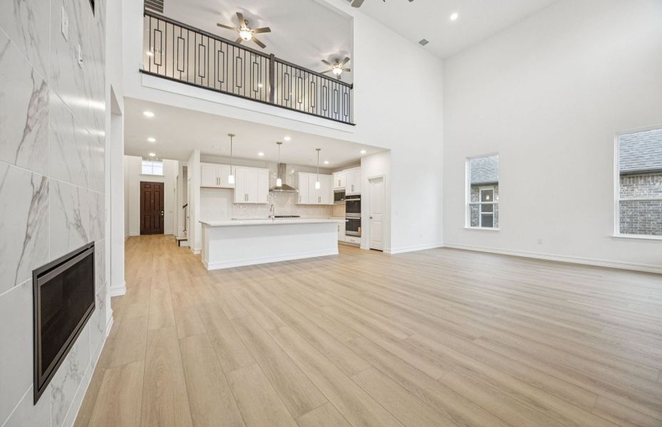 Representative unfurnished interior of a home built from the Electra by Pulte Homes in Pinnacle at Legacy Hills, Celina (Image 27).
