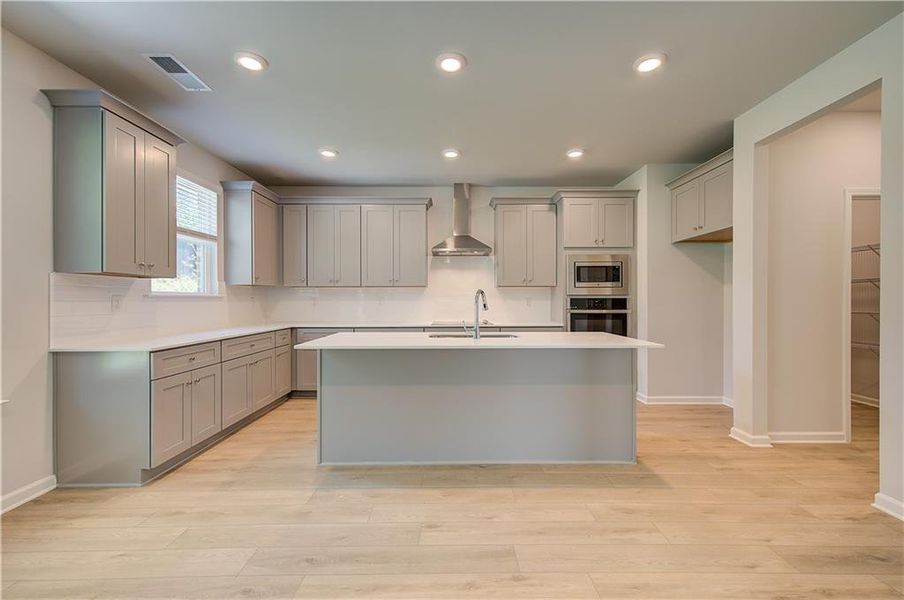 Furnished interior view inside a new home in Bowers Farm, McDonough (Image 9).