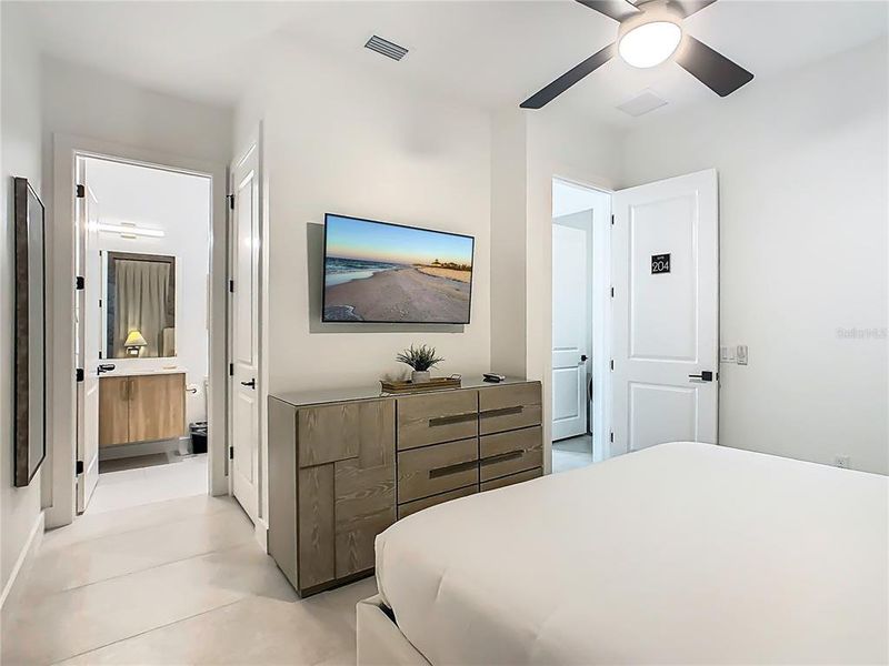 Furnished interior view inside a new home in , Reunion (Image 50). Furnished interior view inside a new home in , Reunion (Image 50).