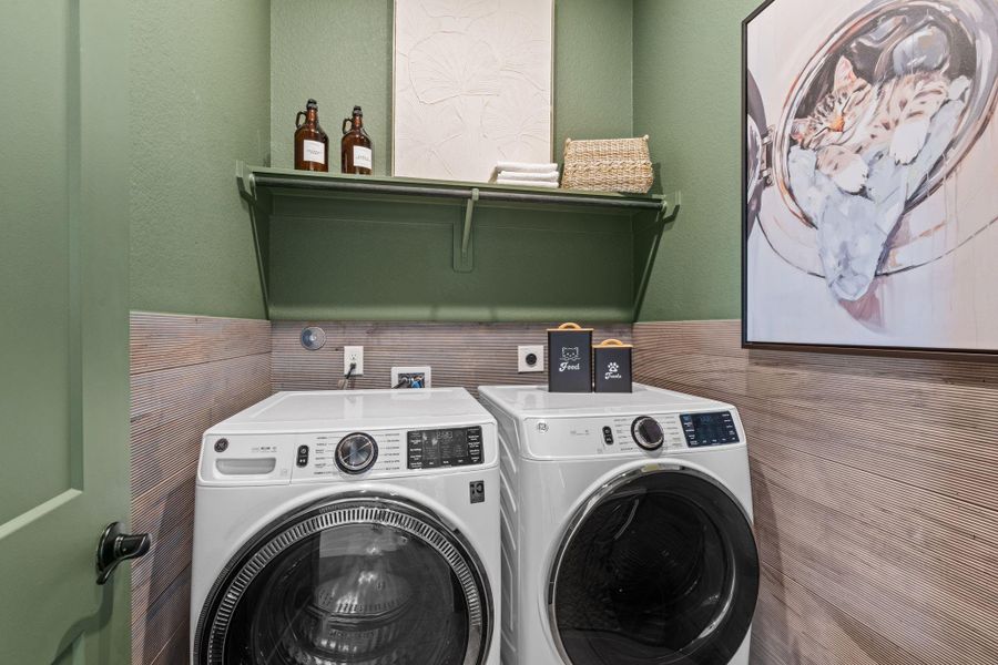 **Photos are representative of the floor plan and not of the actual home** **Photos are representative of the floor plan and not of the actual home**