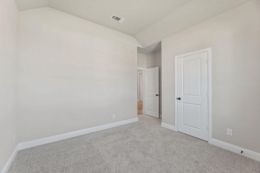 Spacious, unfurnished interior of a new home in Fair Oaks, Bridgeport (Image 32). Spacious, unfurnished interior of a new home in Fair Oaks, Bridgeport (Image 32).