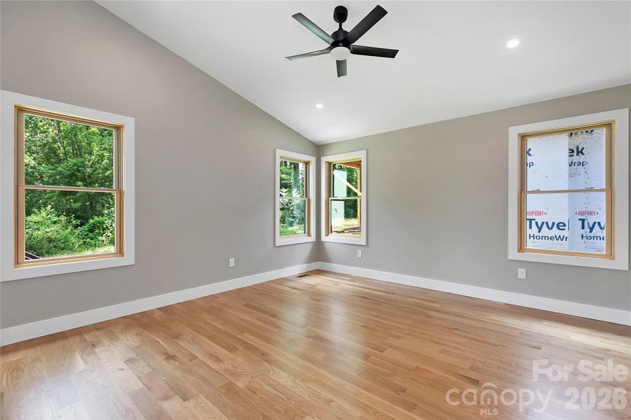 Spacious, unfurnished interior of a new home in , Brevard (Image 46).
