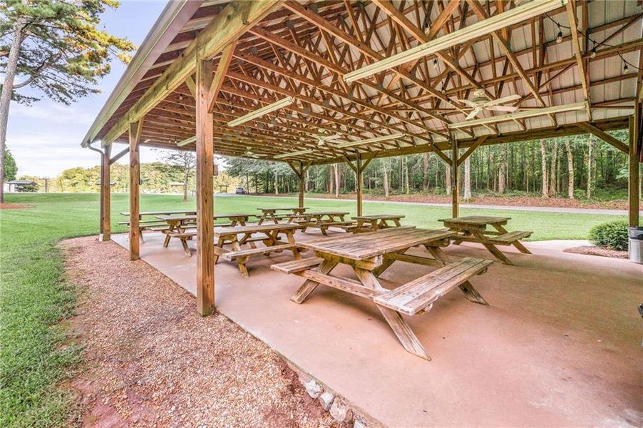 Community amenities in , Nicholson (Image 68).