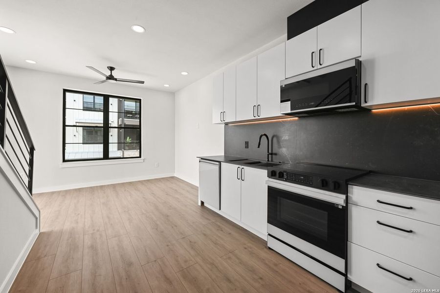 Furnished interior view inside a new home in , New Braunfels (Image 6).